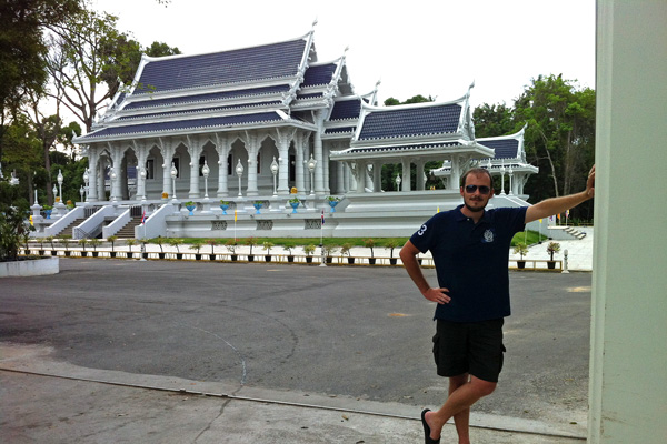 Outside Wat Kaew Temple
