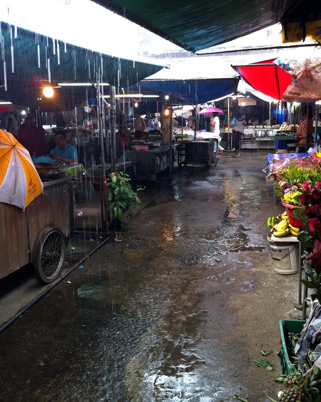 City Market in Rain | a Nomad's Dream