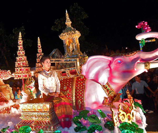 Pretty Thai Lady in Loy Krathong Parade
